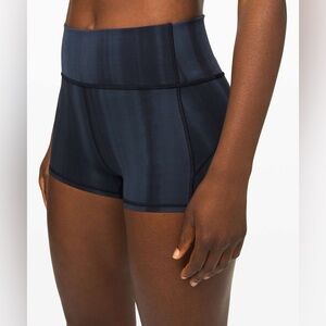 Lululemon In Movement Short Everlux 2.5” Women's High-Waisted Shorts Hot Yoga